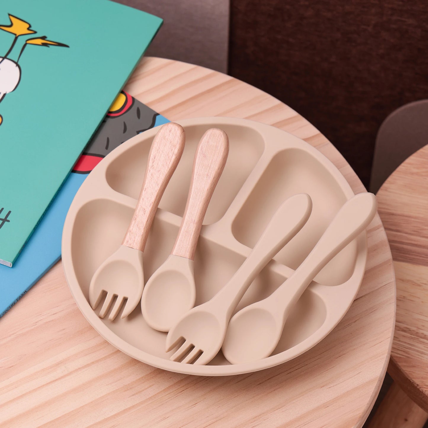 Silicone baby tableware