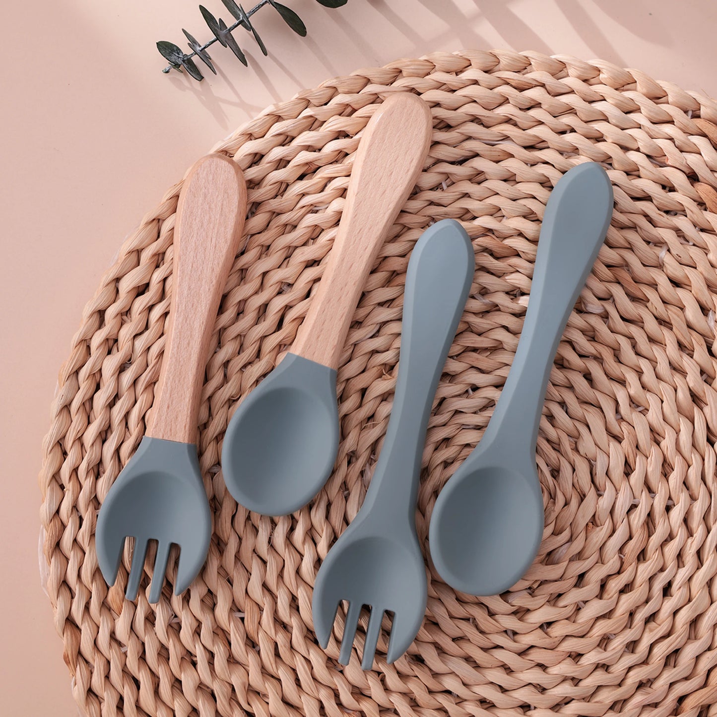 Silicone baby tableware